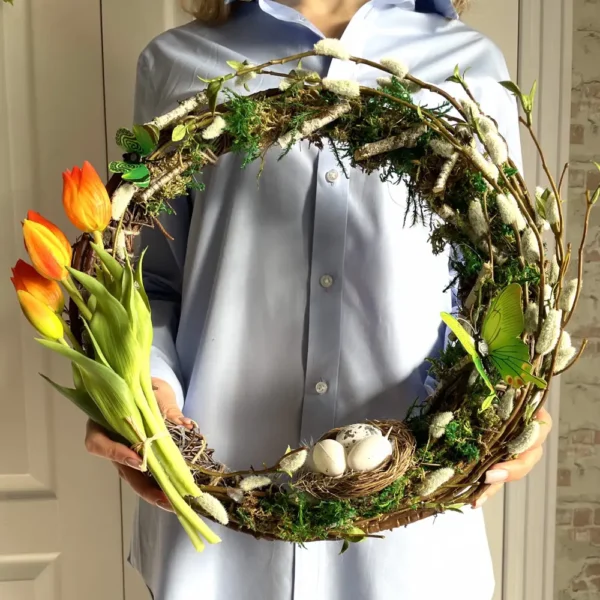 Весняний декоративний віночок "Весняна розкіш" з тюльпанами і котиками 45 см