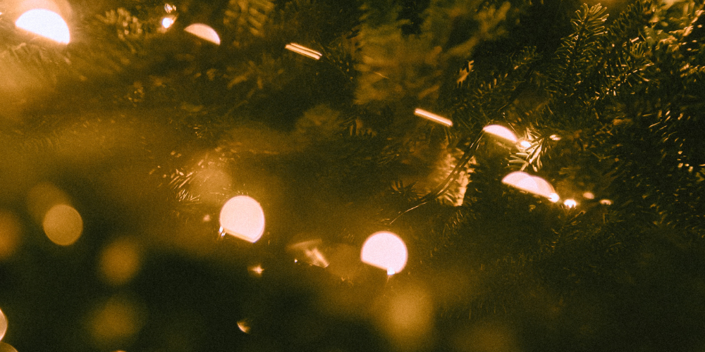 Ідеї для прикрашання ялинки в стилі сучасне мистецтво